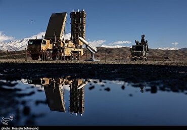 Attacco israeliano!? Difesa aerea iraniana abbatte mini droni a Isfahan e Tabriz Attacco israeliano!? Difesa aerea iraniana abbatte mini droni a Isfahan e Tabriz