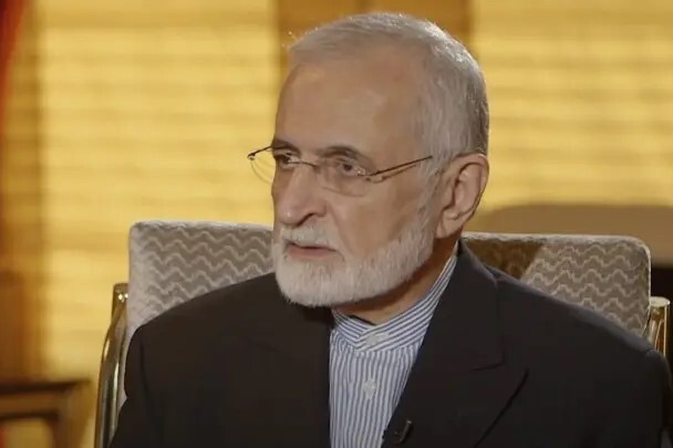 L’Iran appoggerà Hezbollah con “tutti i mezzi” se Israele dovesse espandere la sua guerra al Libano, afferma funzionario iraniano