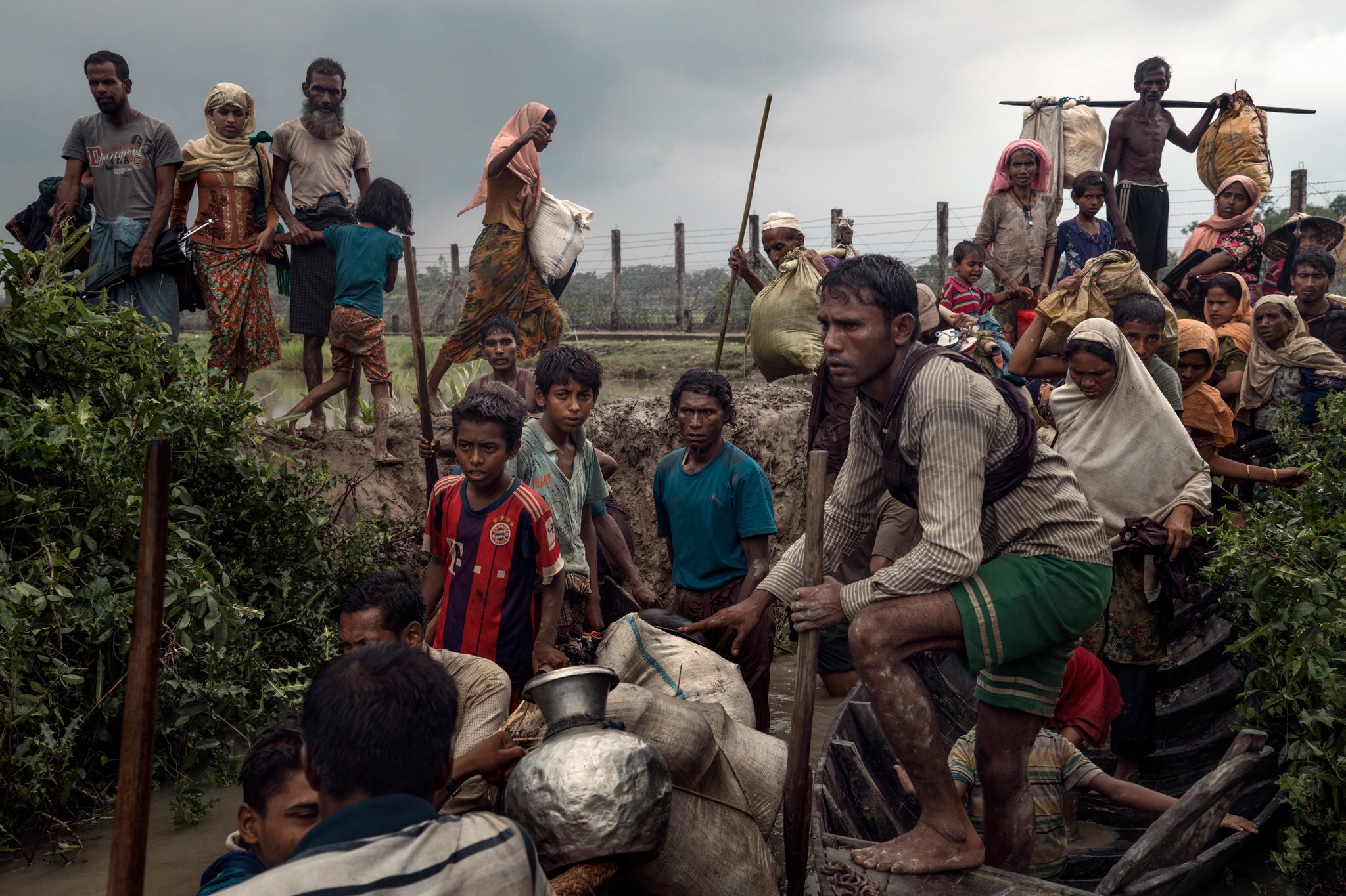 Myanmar, uccisi oltre 200 civili Rohingya