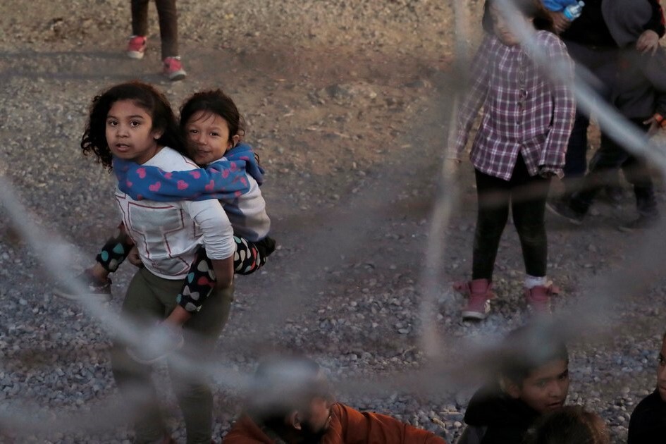 Stati Uniti, bambini abusati nei rifugi per migranti Stati Uniti, bambini abusati nei rifugi per migranti