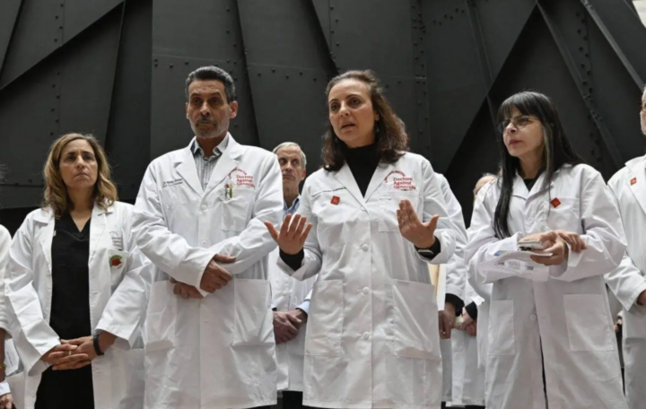 “Medici contro il Genocidio” chiede il rilascio del direttore dell’Ospedale Kamal Adwan
