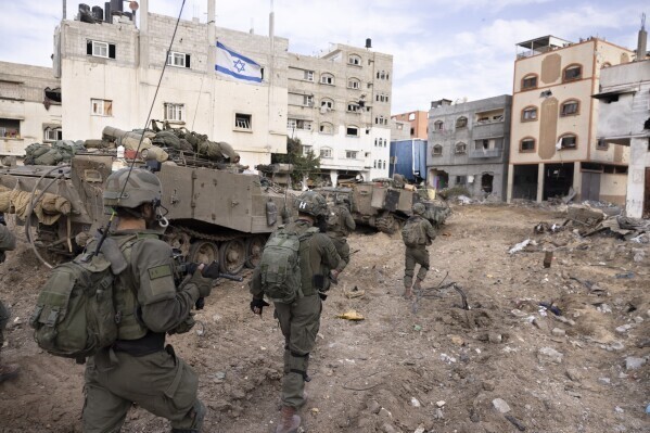 Soldati israeliani presi di mira all’estero da decine di denunce penali sul Genocidio a Gaza Soldati israeliani presi di mira all’estero da decine di denunce penali sul Genocidio a Gaza