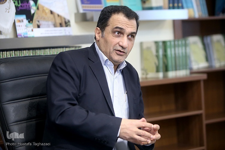 Iran: studioso islamico mette in guardia contro l'interpretazione errata dei testi religiosi per giustificare lo sfruttamento ambientale