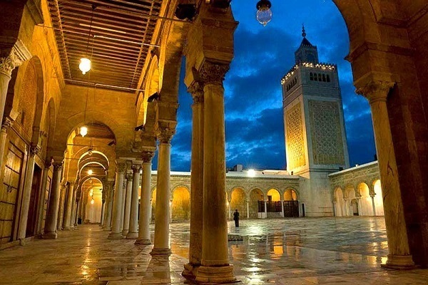Tunisia: oltre 5 mila le moschee nel paese