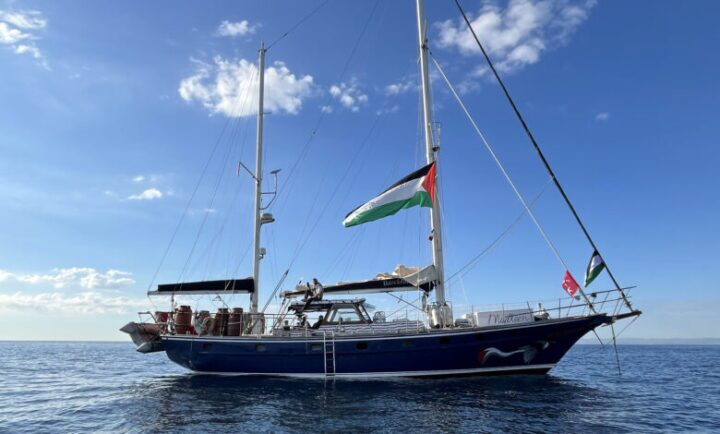 La più grande flottiglia civile della storia sfida il blocco di Gaza: parteciperà anche il primo ministro della Malesia