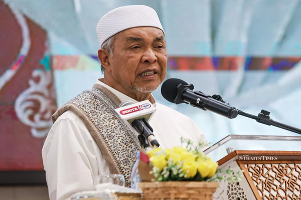 La Malesia progetta di espandere l'insegnamento del Corano nelle scuole primarie La Malesia progetta di espandere l'insegnamento del Corano nelle scuole primarie