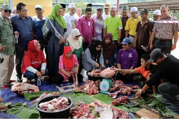 Suasana Eid Al-Adha + Gambar