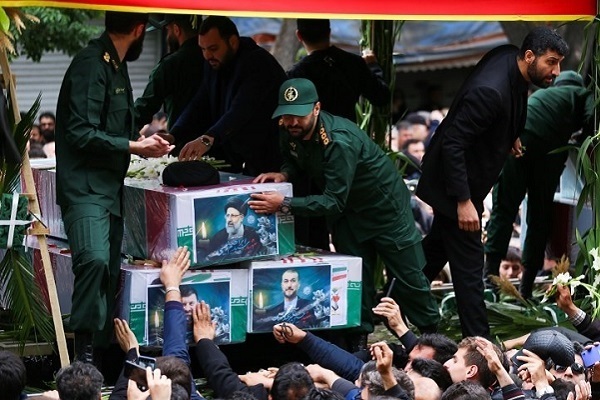 Istiadat tasyyik jenazah syuhada Ayatullah Raisi dan para sahabatnya di Tabriz