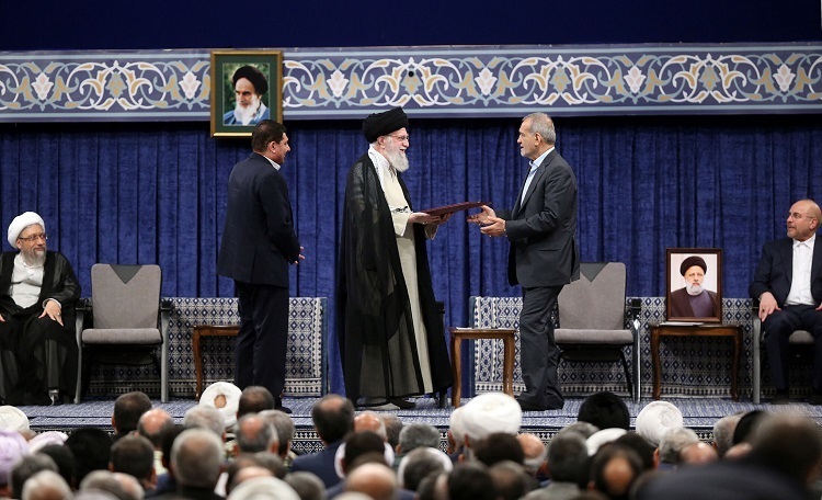 Tanfiz Masud Pezisykian Sebagai Presiden ke14 Republik Islam Iran