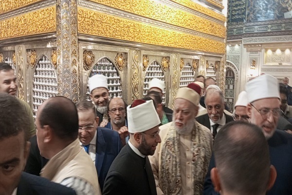 Sambutan Maulid al-Nabi SAW di Masjid Imam Husain a.s, Kaherah