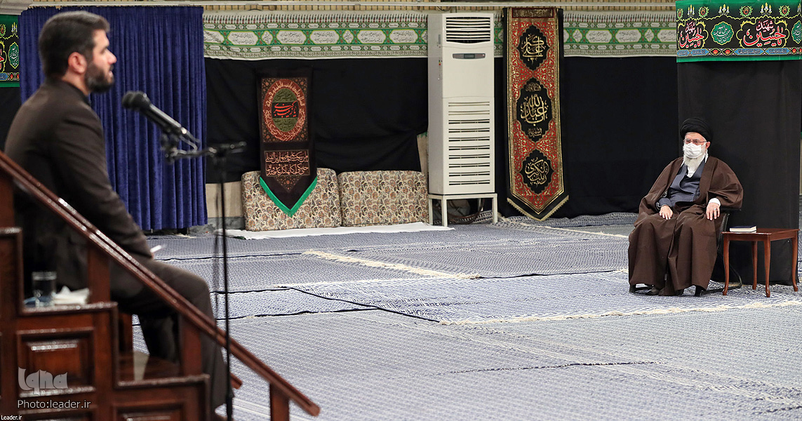 Ang Pinuno ay Dumalo sa Palatuntunan ng Pagbasa ng Ziyarat Arba’īn Ang Pinuno ay Dumalo sa Palatuntunan ng Pagbasa ng Ziyarat Arba’īn