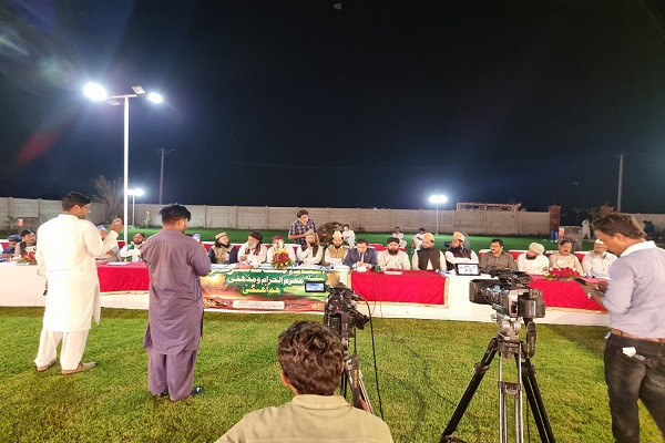 ذاکران دې په محرم میاشت کې د درز اچونکو مطلبونو له بیانولو ډډه  وکړي