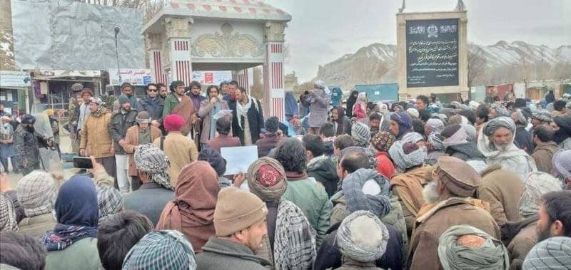 Protestos antiamericanos em Bamyan, Afeganistão + fotos Protestos antiamericanos em Bamyan, Afeganistão + fotos