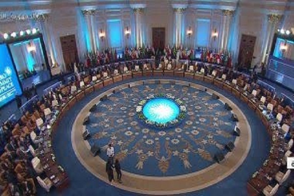 Решительная оппозиция перемещению палестинцев и необходимость немедленно прекратить нападения Израиля на сектор Газа