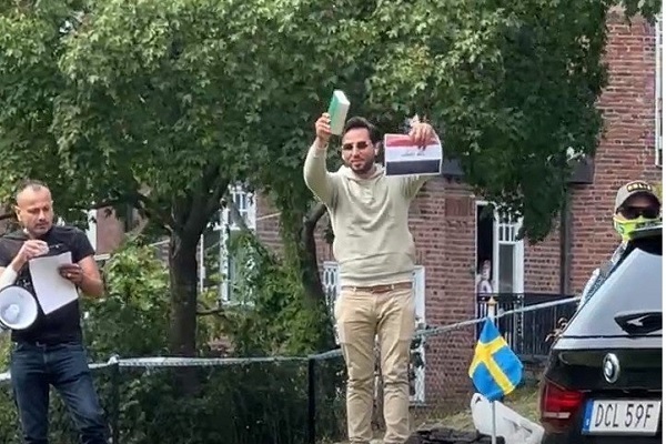 Повторение акции с сожжением Корана перед посольством Ирака в Швеции + видео