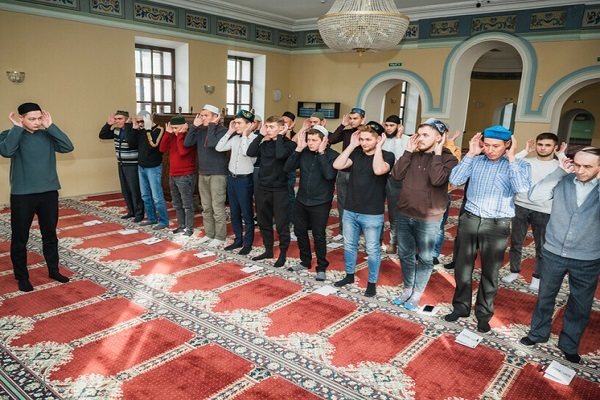 В Казани и районах Татарстана начинаются курсы по обучению намазу