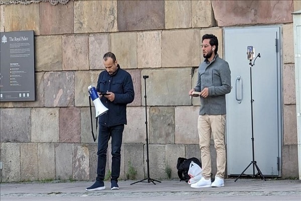 Смерть Салвана Момики опровергнута; его задержали в Норвегии и он на грани изгнания