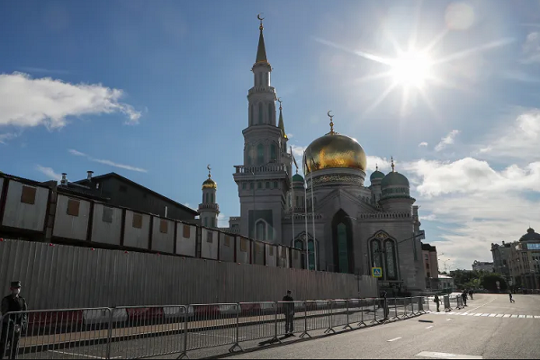 Разработка новых рекомендаций по укреплению исламского туризма в России