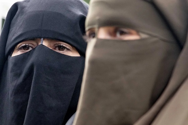 В Кыргызстане запретили ношение никаба в общественных местах