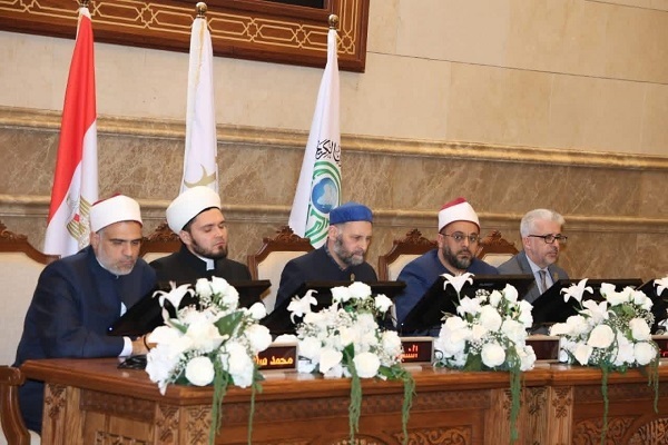 Российский хафиз стал призером Международного конкурса чтецов Корана в Египте