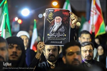 Миллионы иранцев вышли на демонстрацию в поддержку операции "Правдивое обещание 4"