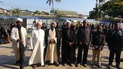 Hafla ya kupandisha bendera ya Imam Hussein AS katika Msikiti wa Ghadir, Dar