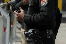 Kur'anı Kerim'i yakma suçundan Pakistanlı öğrenci tutuklandı Kur'anı Kerim'i yakma suçundan Pakistanlı öğrenci tutuklandı
