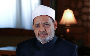 El Ezher Uydu Kanalı Üç Dilli Olacak El Ezher Uydu Kanalı Üç Dilli Olacak