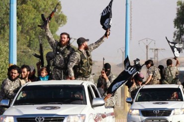 IŞİD Musul'da üniversite binasını patlattı