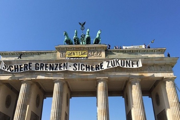 Berlin'de aşırı İslam karşıtlarının mitingi Berlin'de aşırı İslam karşıtlarının mitingi