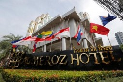Tayland'ın ilk helal oteli açıldı