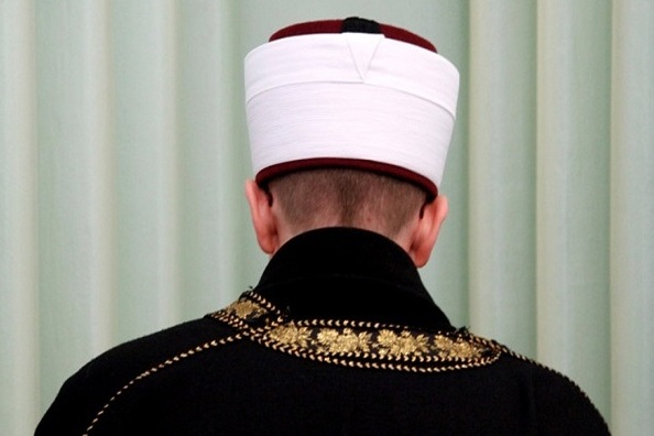 Ereğli'de 2 imam ve 1 müezzin gözaltına alındı