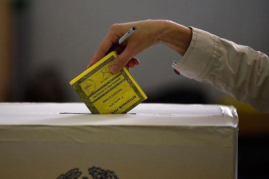 Macaristan'da Müslüman sığınmacı referandumu
