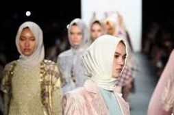 New York moda haftasında ilk kez tesettür kolleksiyonu