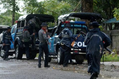 Myanmar'ın batısında üç Rohingyalı Müslümanın cesedi bulundu Myanmar'ın batısında üç Rohingyalı Müslümanın cesedi bulundu