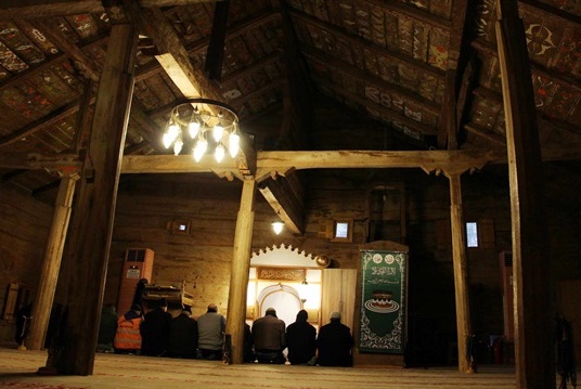 Çivisiz cami 8 asırdır ayakta