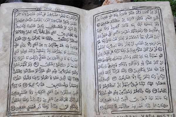 Kur'an-ı Kerim'i taşa işleyen usta yetkililere seslendi