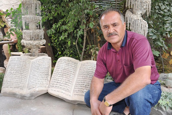 Kur'an-ı Kerim'i taşa işleyen usta yetkililere seslendi
