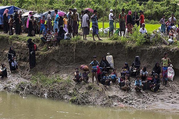 Hindistan, Arakanlıları Bangladeş'e sınır dışı ediyor