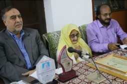 Bangladeş'te 99 yaşındaki Kur'âni kadına teşekkür