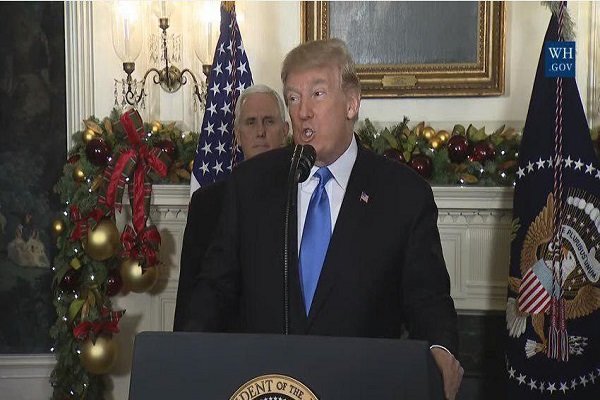 Trump, Kudüs'ü Siyonist Rejim'in başkenti olarak tanıdı