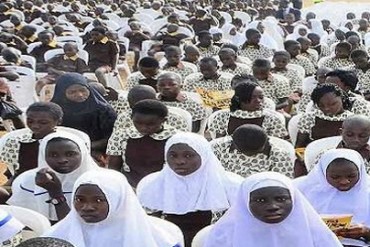 Nijerya'da öğrencilerin hicab üzerine devam eden mücadeleleri Nijerya'da öğrencilerin hicab üzerine devam eden mücadeleleri