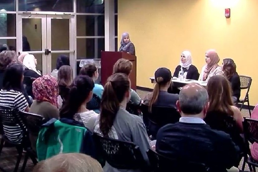 Alabama üniversitesinde ' İslam'da kadının konumu' hakkında sempozyum