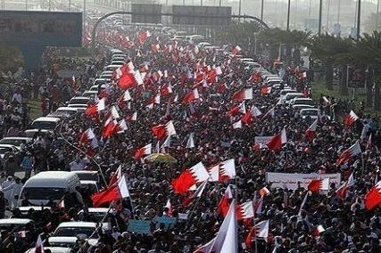 Al Halife mahkemesinden Bahreynlilere ağır cezalar