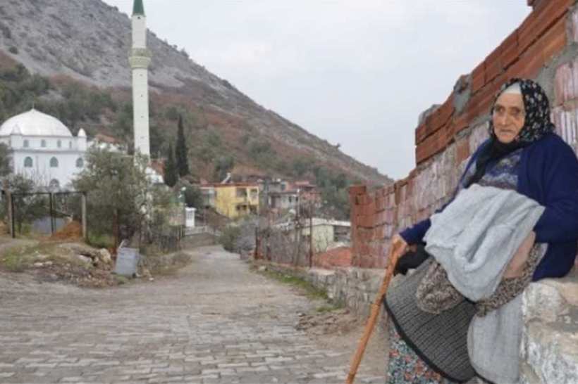Cami nöbeti tutan nineye yardım eli