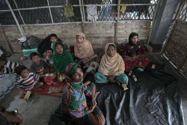 Myanmar Rohingya mülteci kampını kapattı Myanmar Rohingya mülteci kampını kapattı