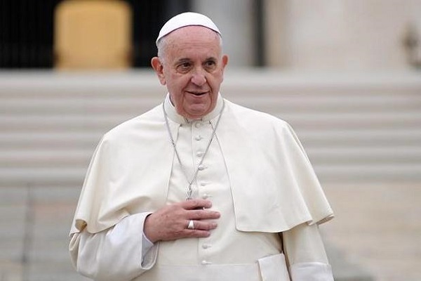 Papa: Şiddet kırılgan dünyamız için bir çözüm değildir Papa: Şiddet kırılgan dünyamız için bir çözüm değildir