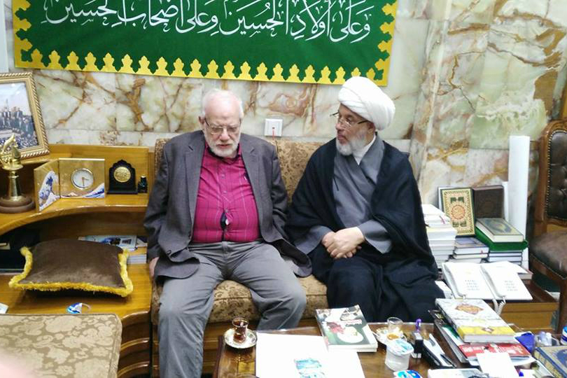 Mısır'ın önde gelen şii şahsiyetlerinin Ayetullah Sistani'nin temsilcisi ile görüşmesi Mısır'ın önde gelen şii şahsiyetlerinin Ayetullah Sistani'nin temsilcisi ile görüşmesi