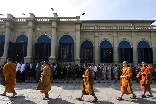 Myanmar'da Budistlerden Müslümanlara saldırı