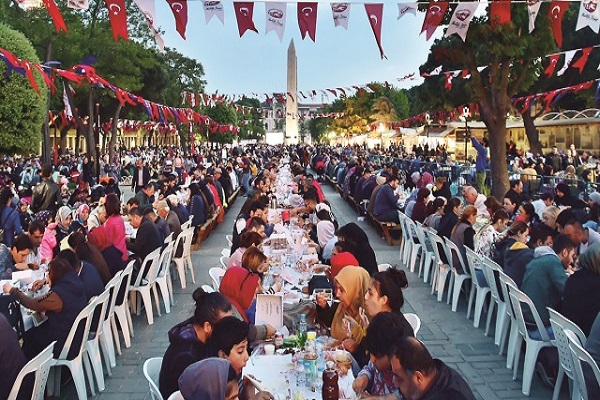 Dünyanın insanı aynı sofrada Dünyanın insanı aynı sofrada